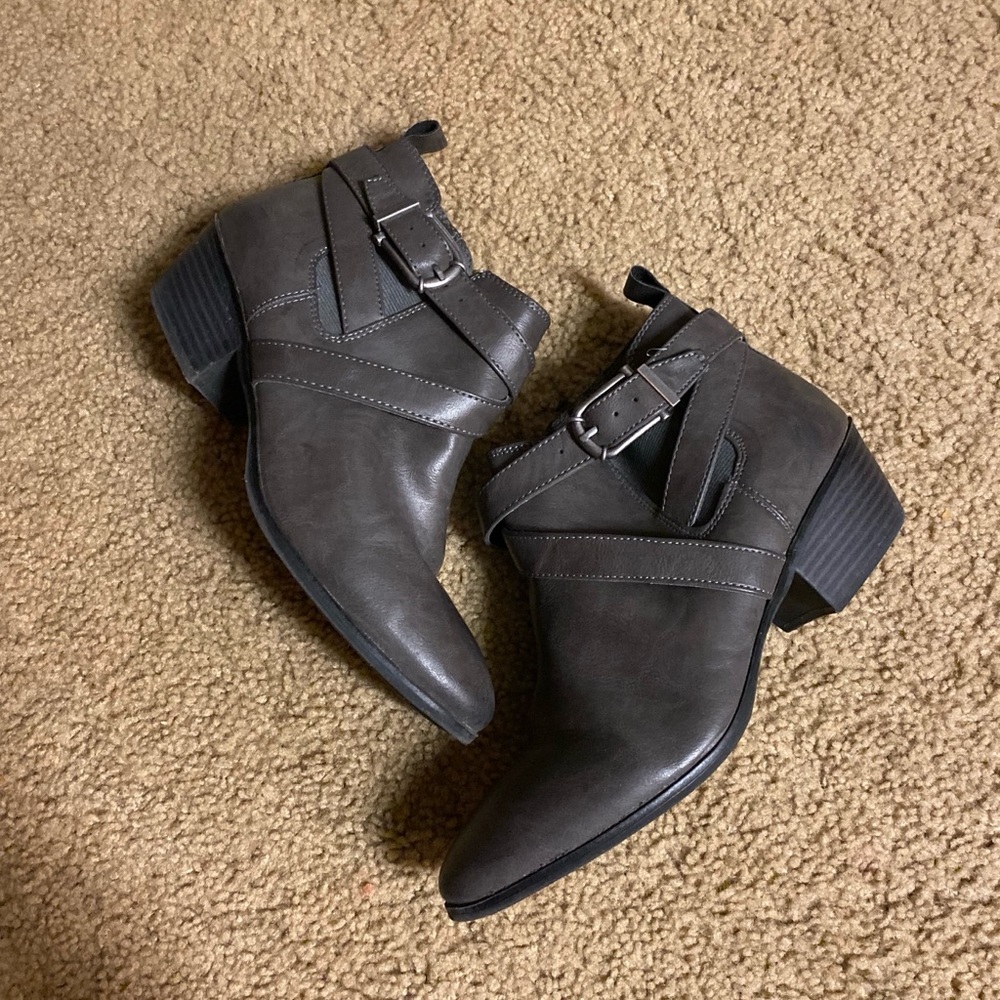 Style & Co Booties 8.5